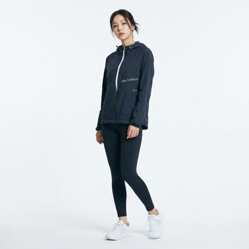 뉴발란스 바람막이