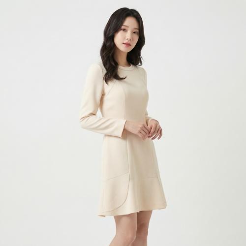 온앤온 미디원피스