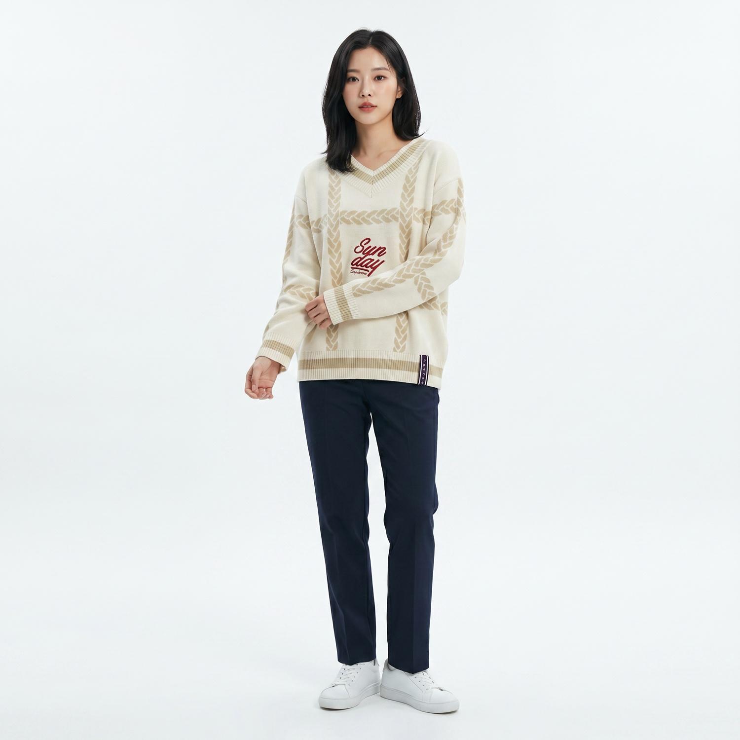 로맨틱크라운 브이넥니트 1