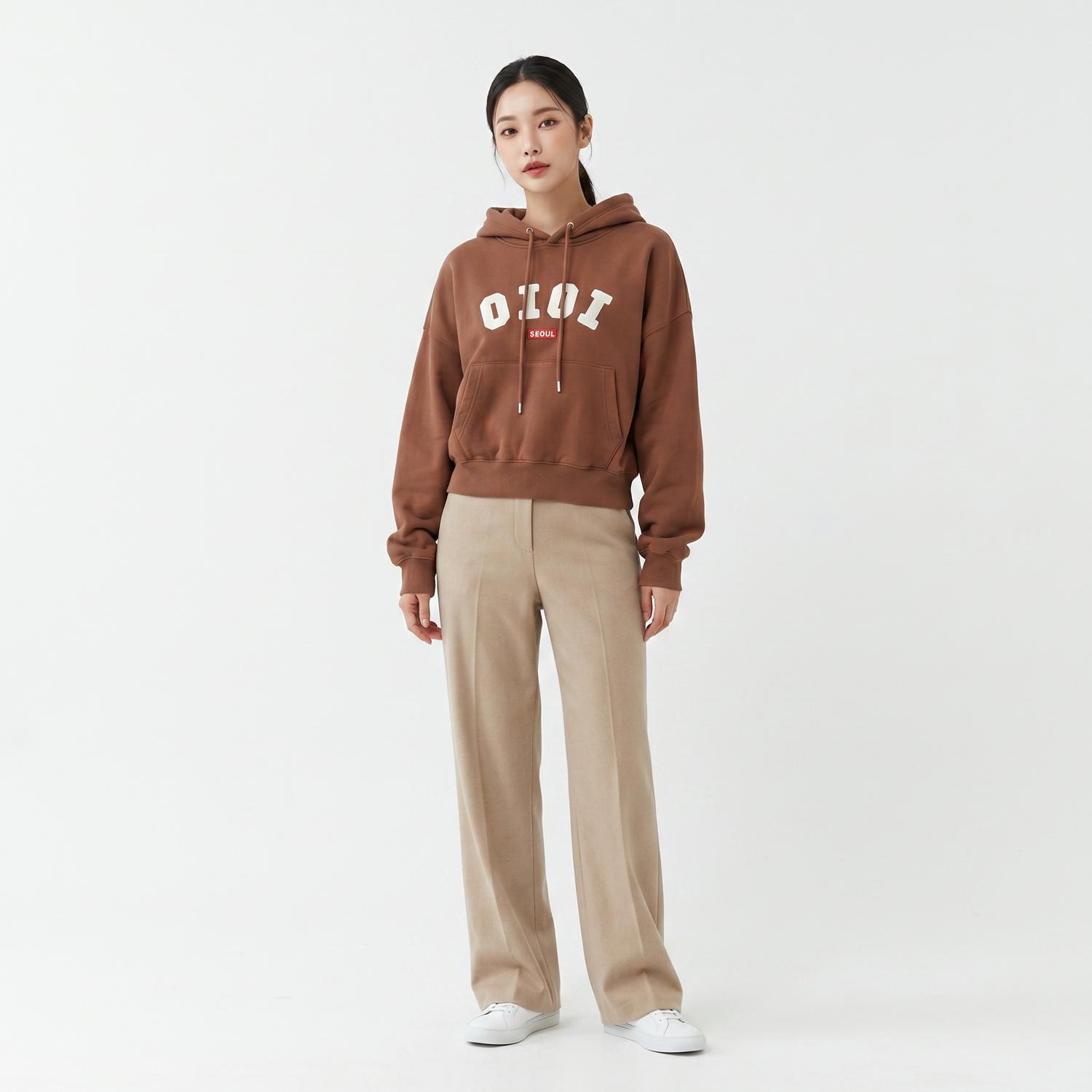 5252 바이 오아이오아이 후드티 착용컷