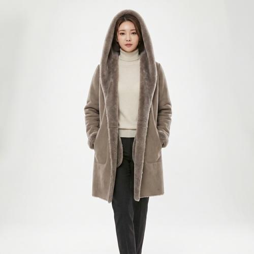 자라 무스탕코트