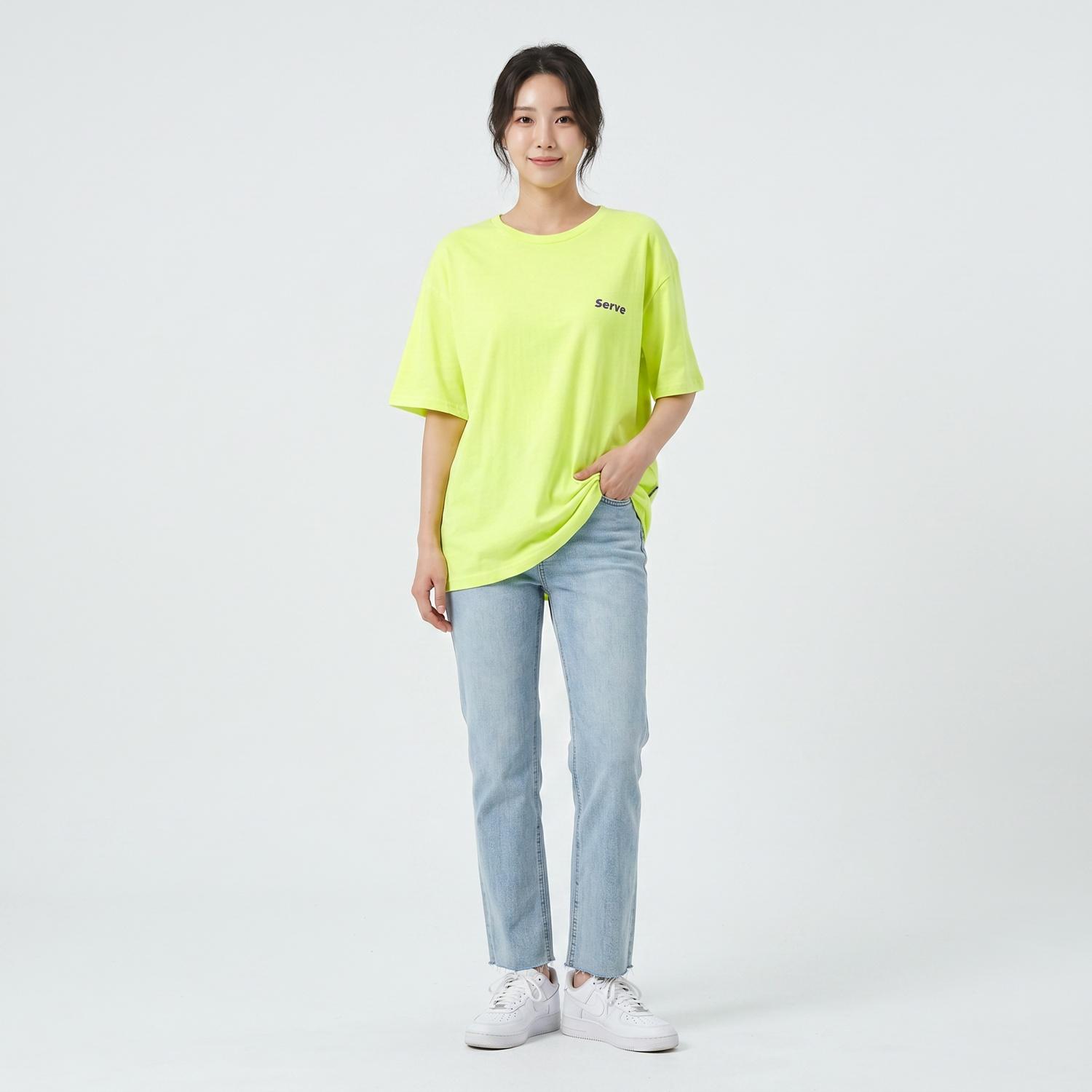 인스턴트펑크 반팔티셔츠 착용컷
