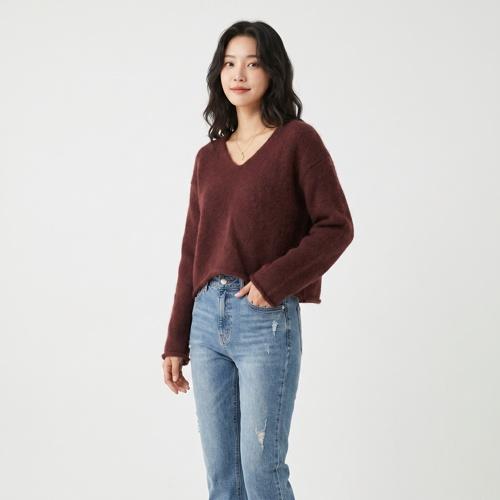 에잇세컨즈 브이넥니트