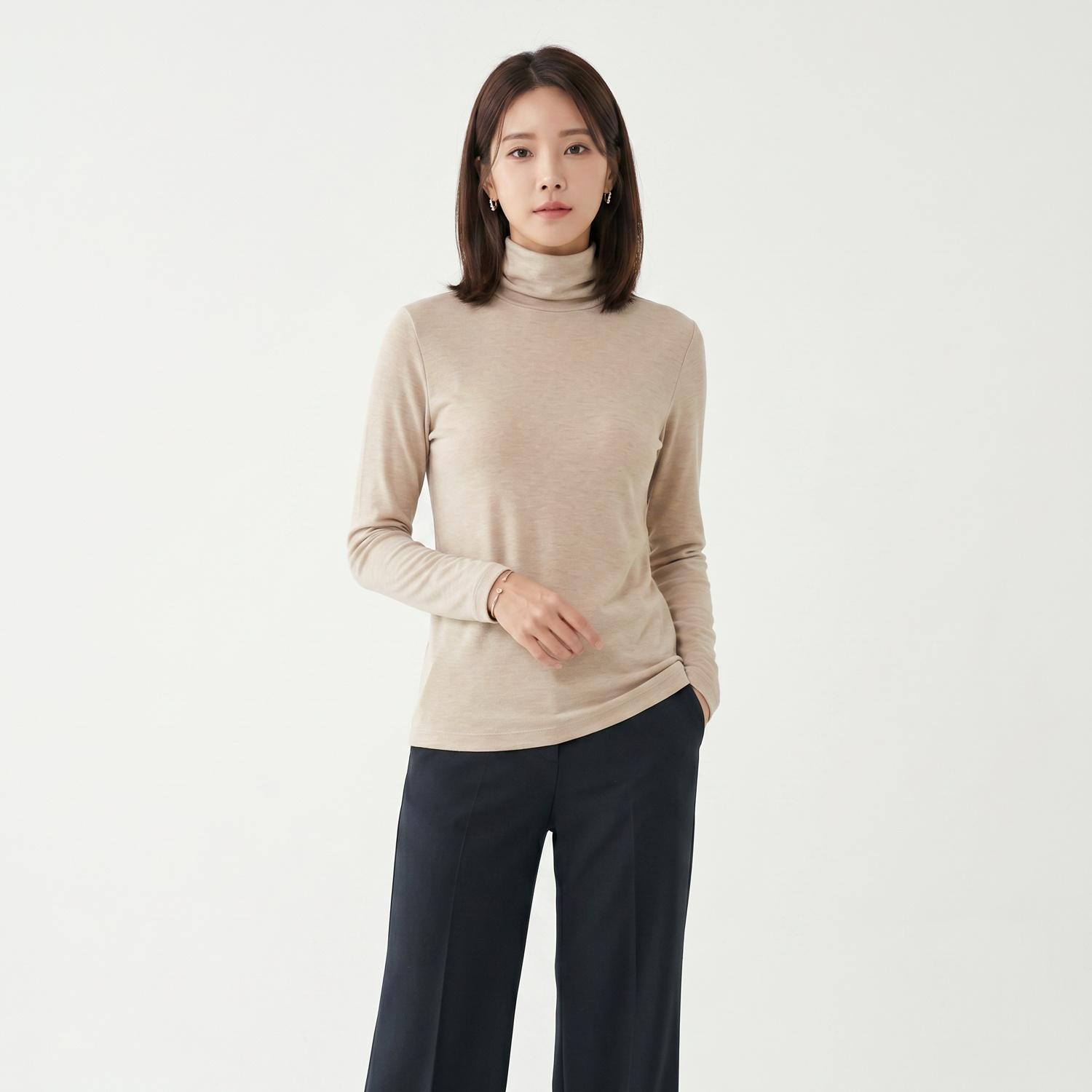 까사렐 긴팔티셔츠 착용컷