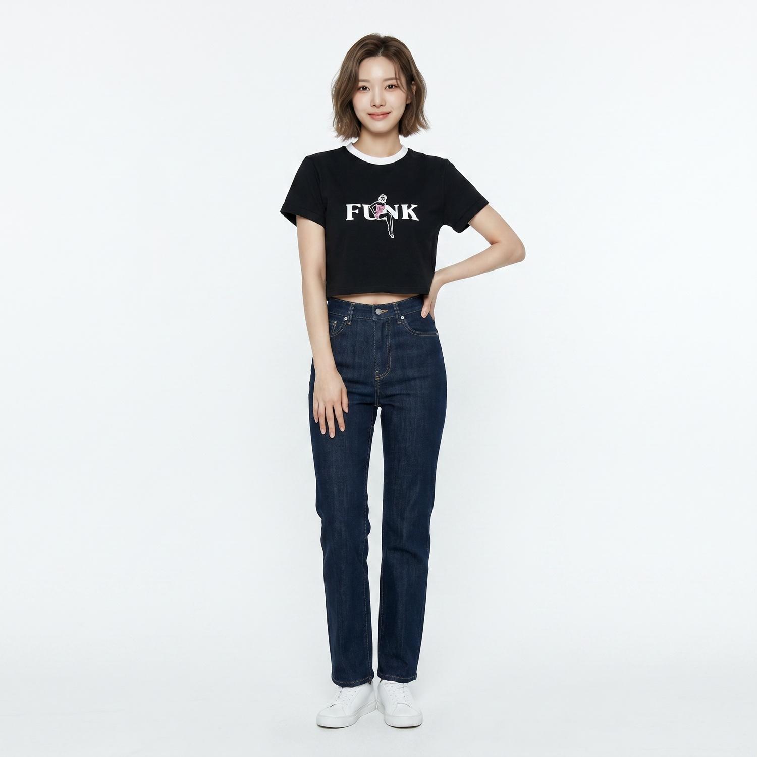 인스턴트펑크 반팔티셔츠 착용컷