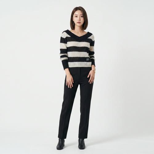 애즈온 브이넥니트