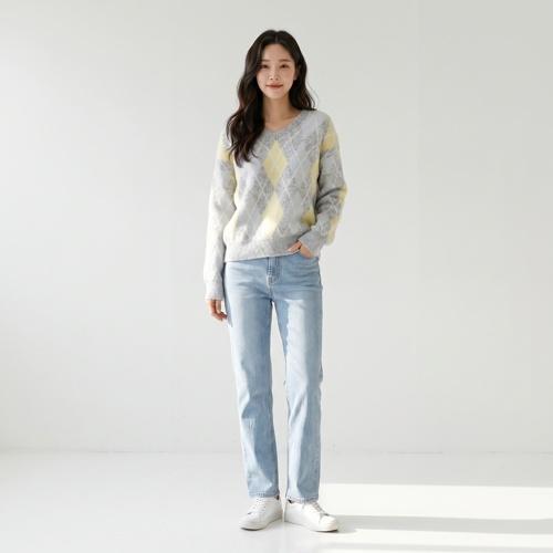 키뮤어 브이넥니트
