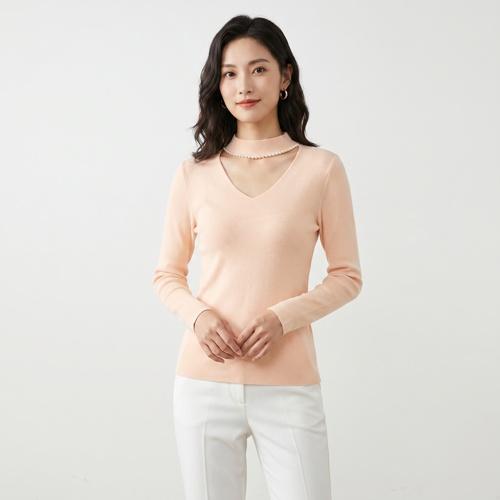 에고이스트 브이넥니트