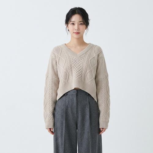 리엘 브이넥니트