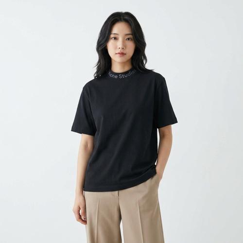 아크네스튜디오 반팔티셔츠