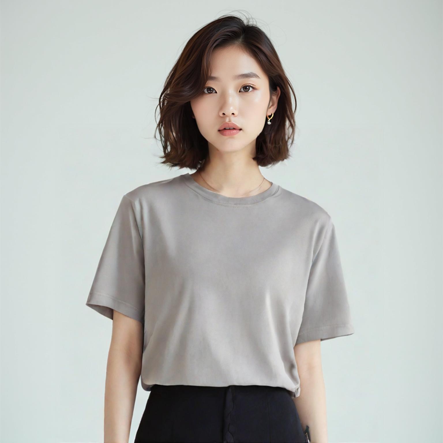 에잇세컨즈 반팔티셔츠