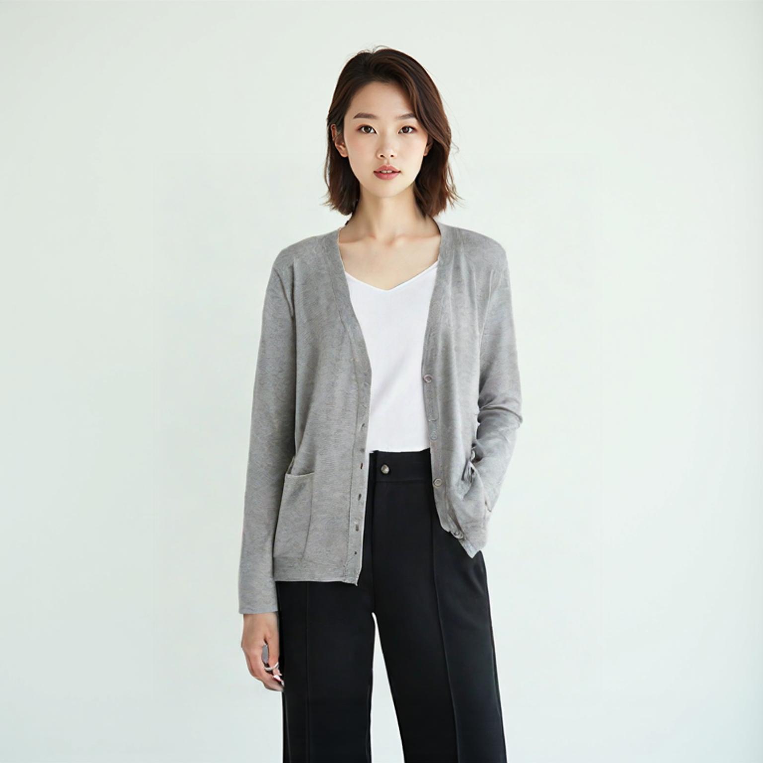 칩먼데이 브이넥카디건
