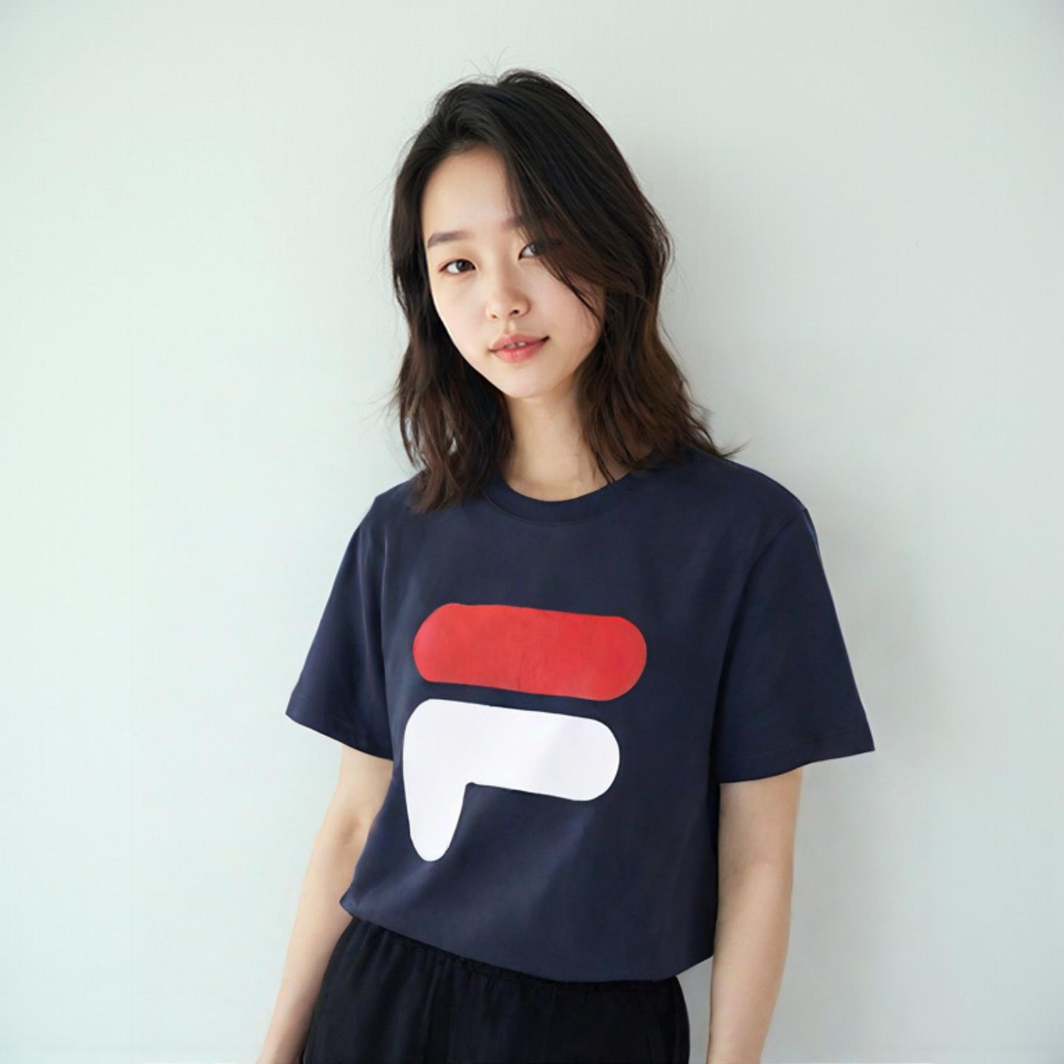 휠라 반팔티셔츠