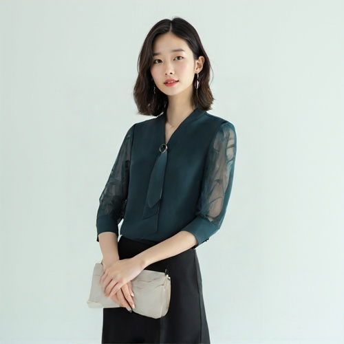 데코 블라우스