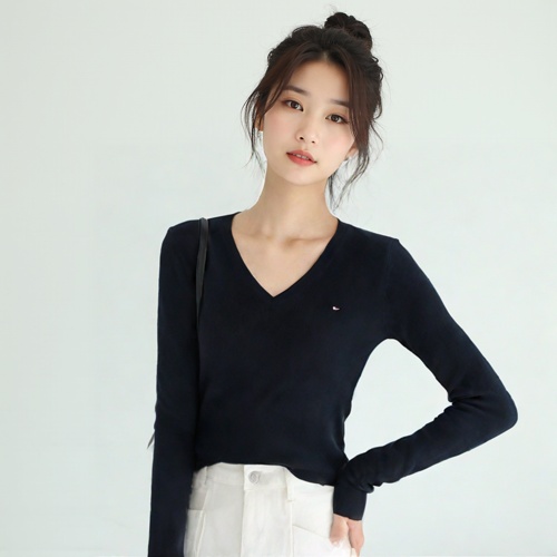 타미힐피거 브이넥니트