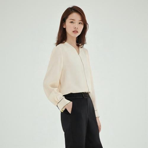 라인 블라우스