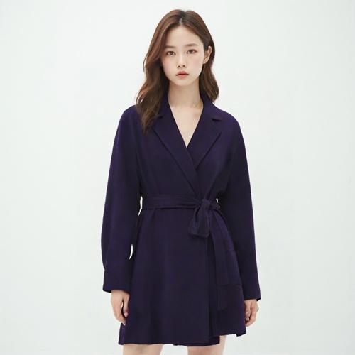 플라스틱 아일랜드 트렌치코트