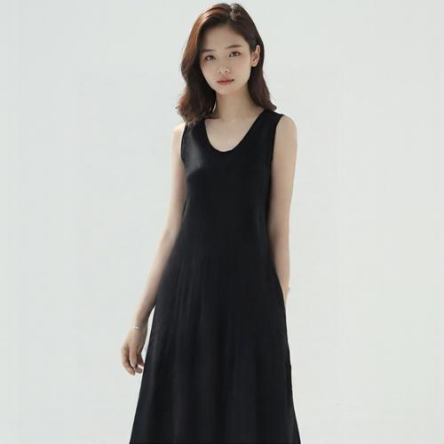 칼 라거펠트 미디원피스