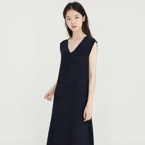 칼 라거펠트 미디원피스