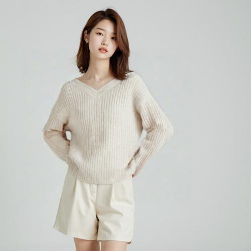 닐바이피 브이넥니트