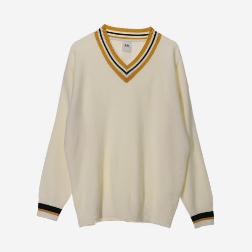 니 브이넥니트