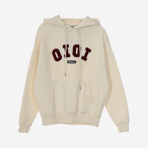 5252 바이 오아이오아이 후드티