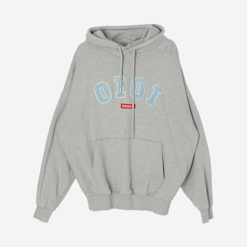 5252 바이 오아이오아이 후드티