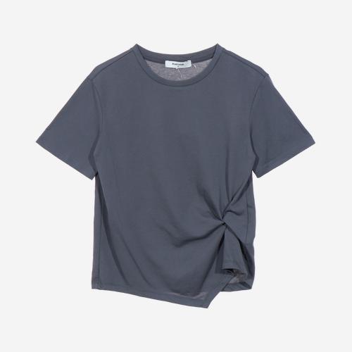 에잇세컨즈 반팔티셔츠