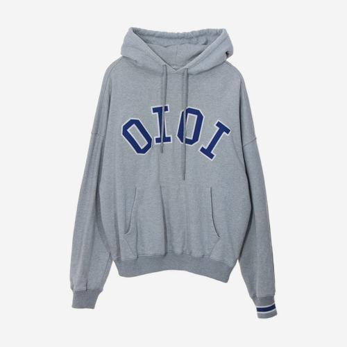 5252 바이 오아이오아이 후드티