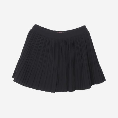 플라스틱 아일랜드 미니스커트