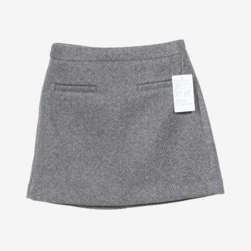 에잇세컨즈 미니스커트