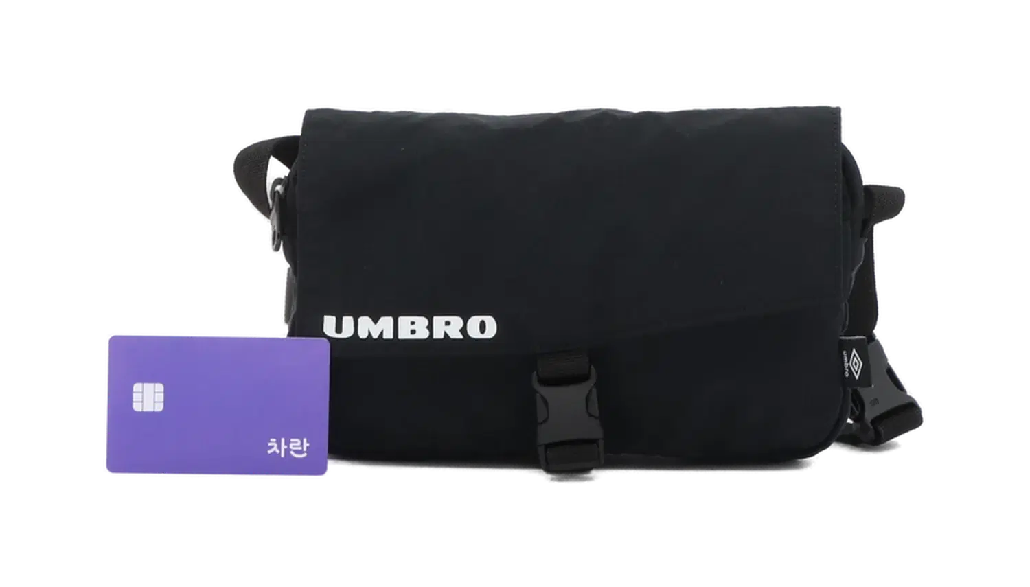 엄브로 숄더백 2