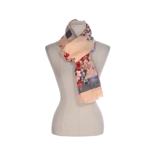 질스튜어트 스카프