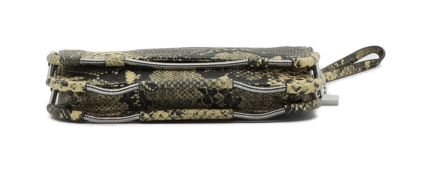 디케이엔와이 클러치 2