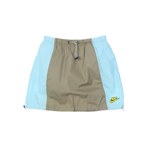 나이키 미니스커트