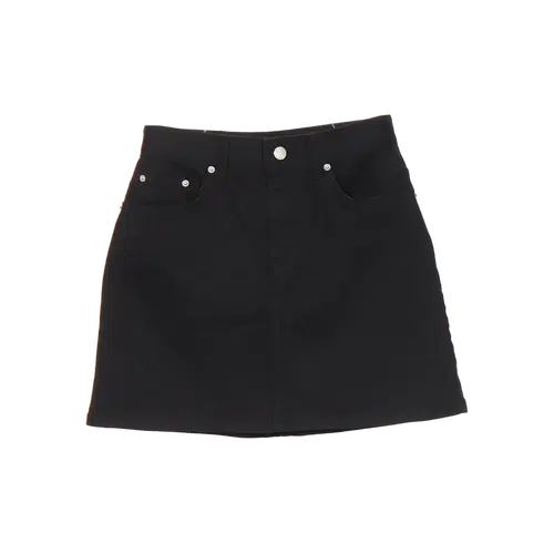 망고, 매니 플리즈. 미니스커트