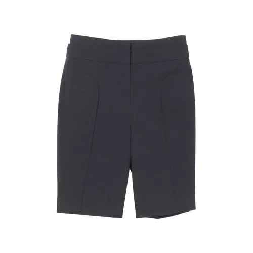 구호 반바지