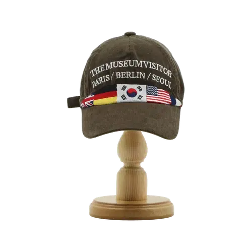 더뮤지엄비지터 볼캡