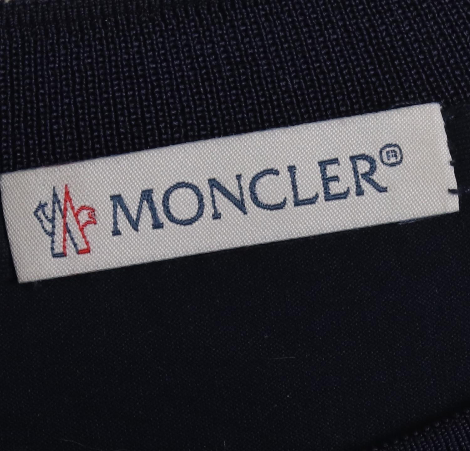 몽클레어 반팔티셔츠 3